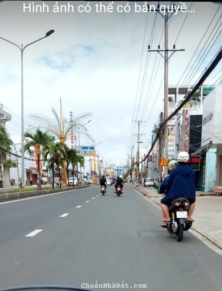 Bán Nền & Cho Thuê Nền
Mặt tiền Trần Hưng Đạo Trung Tâm TP  Long xuyên 
LH. 0️⃣7️⃣9️⃣5️⃣9️⃣5️⃣3️⃣1️⃣3️⃣1️⃣ ( khoa )