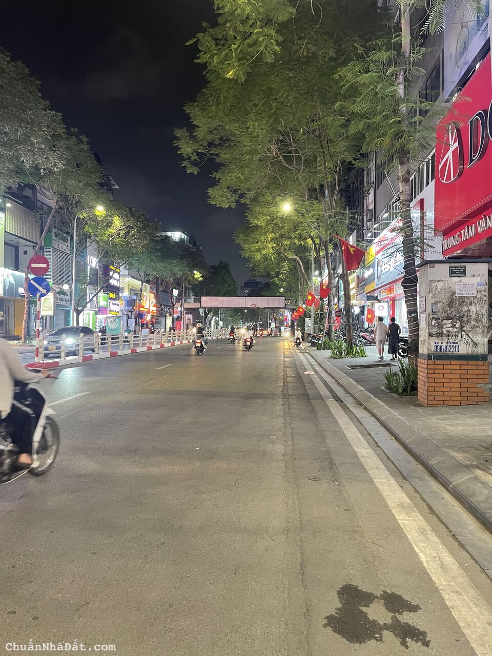 BÁN NHÀ TRIỆU ĐÔ GIỮA LÒNG PHỐ ... THÁI HÀ 