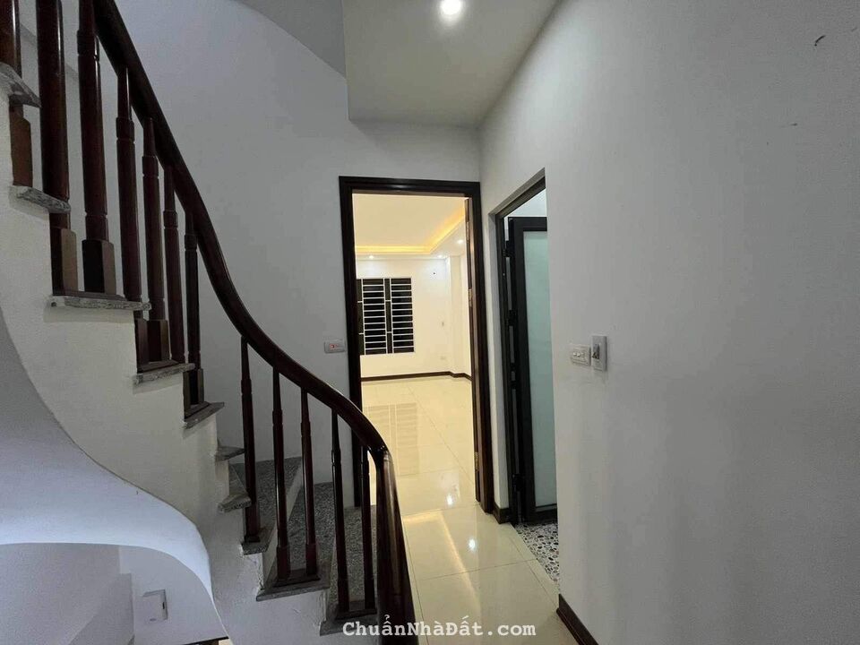 Bán nhà 5 tầng Phú lương, dt 40m, giá 5 tỷ