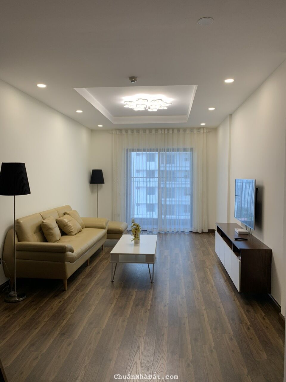 Chính chủ xuống biệt thự cần bán căn 3 ngủ dt 100 m giá 5,2 tỷ. IB xem nhà 0937941279