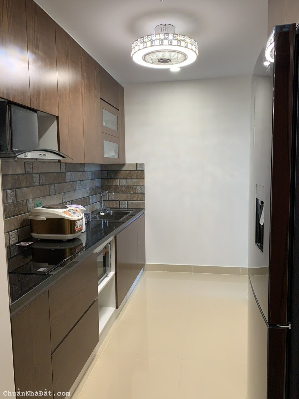 Chính chủ xuống biệt thự cần bán căn 3 ngủ dt 100 m giá 5,2 tỷ. IB xem nhà 0937941279