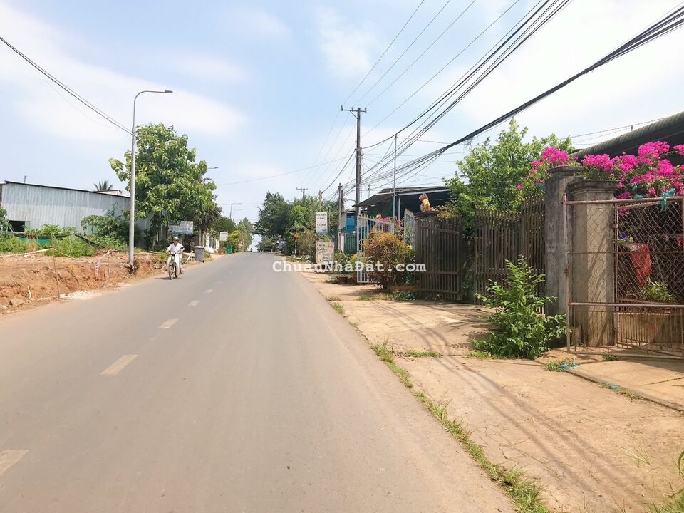 Gấp!! Chính chủ cần bán gấp nền đất thổ cư 225m2 ngay KCN Đồng Xoài 1 giá 680tr