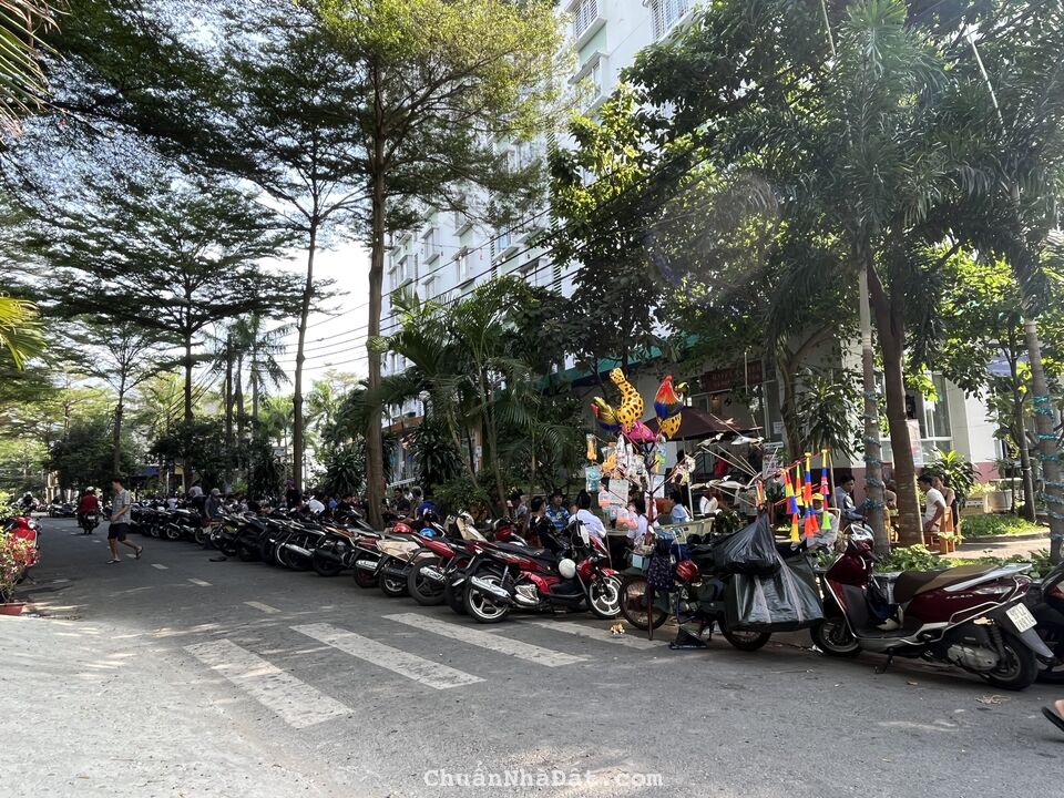 CẦN TIỀN BÁN GẤP NỀN ĐẸP, THUẬN TIỆN KINH DOANH CÓ SHR GIÁ CHỈ 4 TỶ. CẦN TIỀN BÁN GẤP NỀN ĐẸP, THUẬN TIỆN KINH DOANH CÓ SHR GIÁ CHỈ 4 TỶ.
