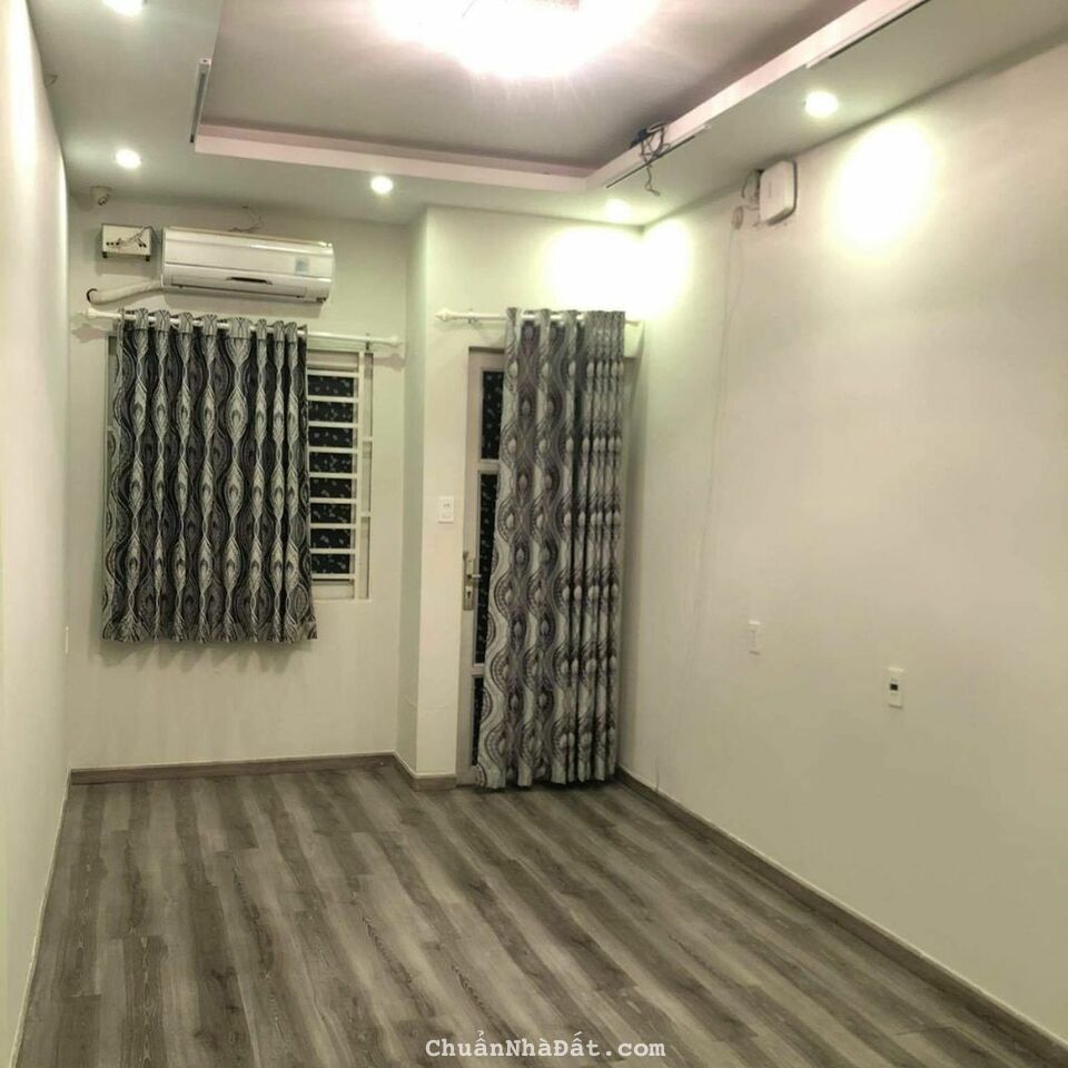 Nhà mặt tiền KD 2 tầng giá hạt dẻ cách Vincom Thủ Đức 1km 2.9x tỷ Nhà mặt tiền KD 2 tầng giá hạt dẻ cách Vincom Thủ Đức 1km 2.9x tỷ