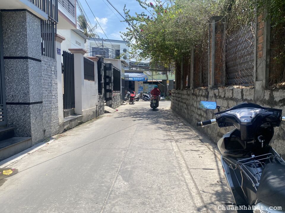 Đất mặt tiền đường Xóm Chiếu, Vĩnh Điềm Trung, Vĩnh Ngọc Đất mặt tiền đường Xóm Chiếu, Vĩnh Điềm Trung, Vĩnh Ngọc