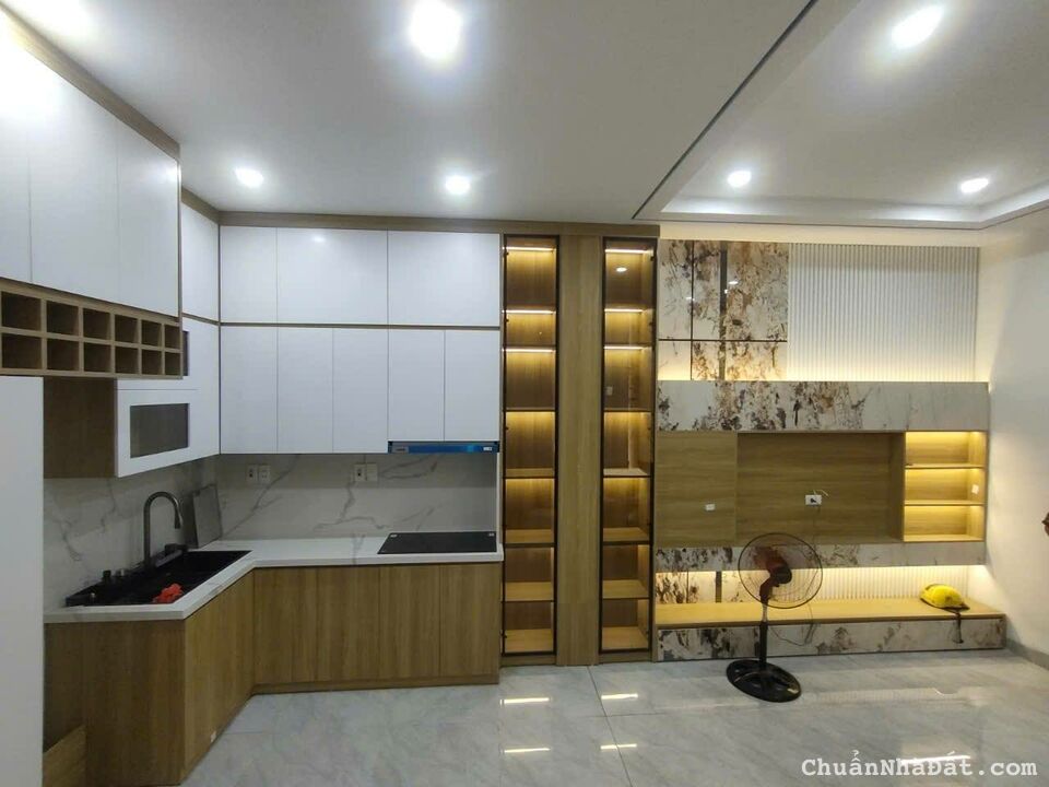 Bán Nhà Đẹp Phân Lô Gần Ô Tô Phố Lê Trọng Tấn 35m2, MT 4,5m Giá Chỉ 6.x Tỷ Bán Nhà Đẹp Phân Lô Gần Ô Tô Phố Lê Trọng Tấn 35m2, MT 4,5m Giá Chỉ 6.x Tỷ