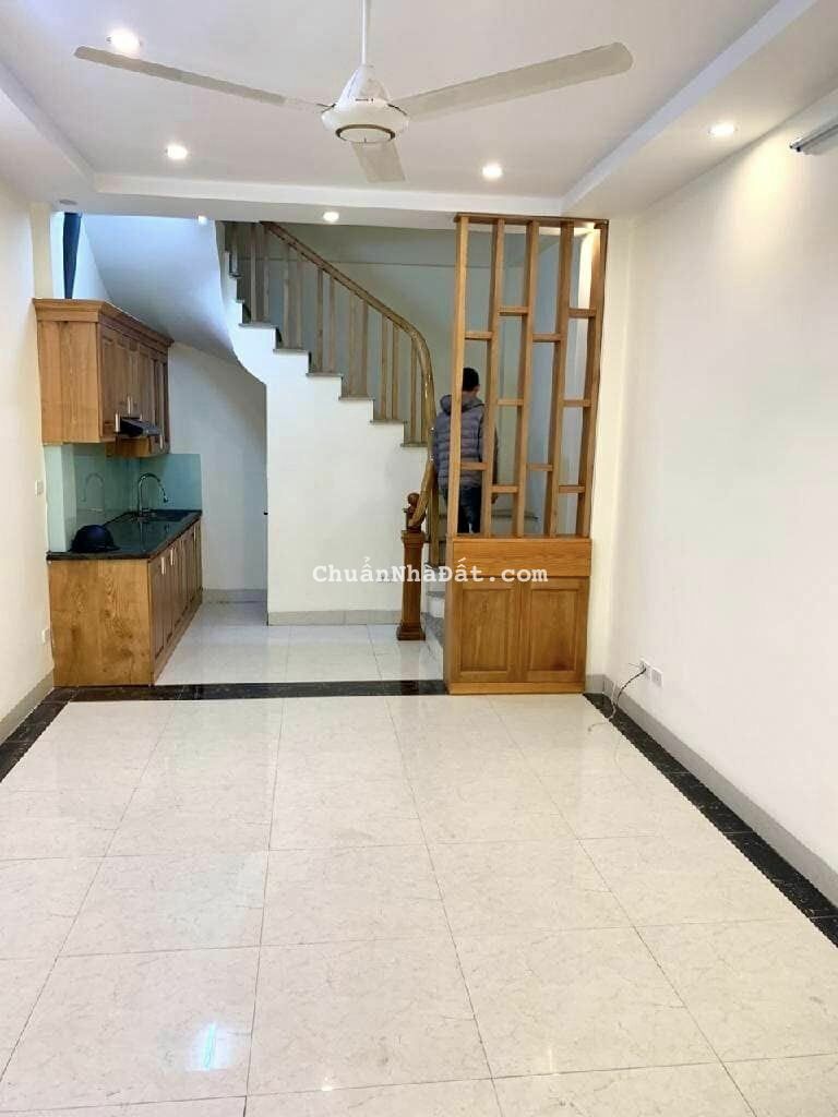 Bán nhà riêng Nguyễn Lương Bằng 35,5m2, 5T Nở Hậu Giá Chỉ 4,7 Tỷ