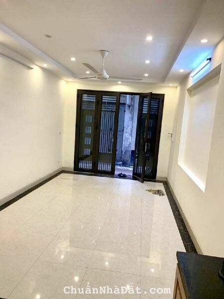 Bán nhà riêng Nguyễn Lương Bằng 35,5m2, 5T Nở Hậu Giá Chỉ 4,7 Tỷ