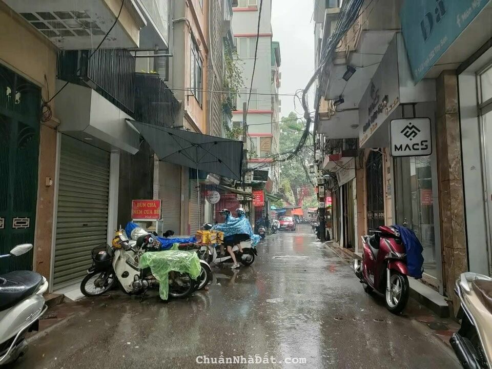 Bán nhà riêng ngõ 252 Tây Sơn 30m2, 5T, MT 5m Dân Xây Ô Tô Giá Chỉ 5,3 Tỷ