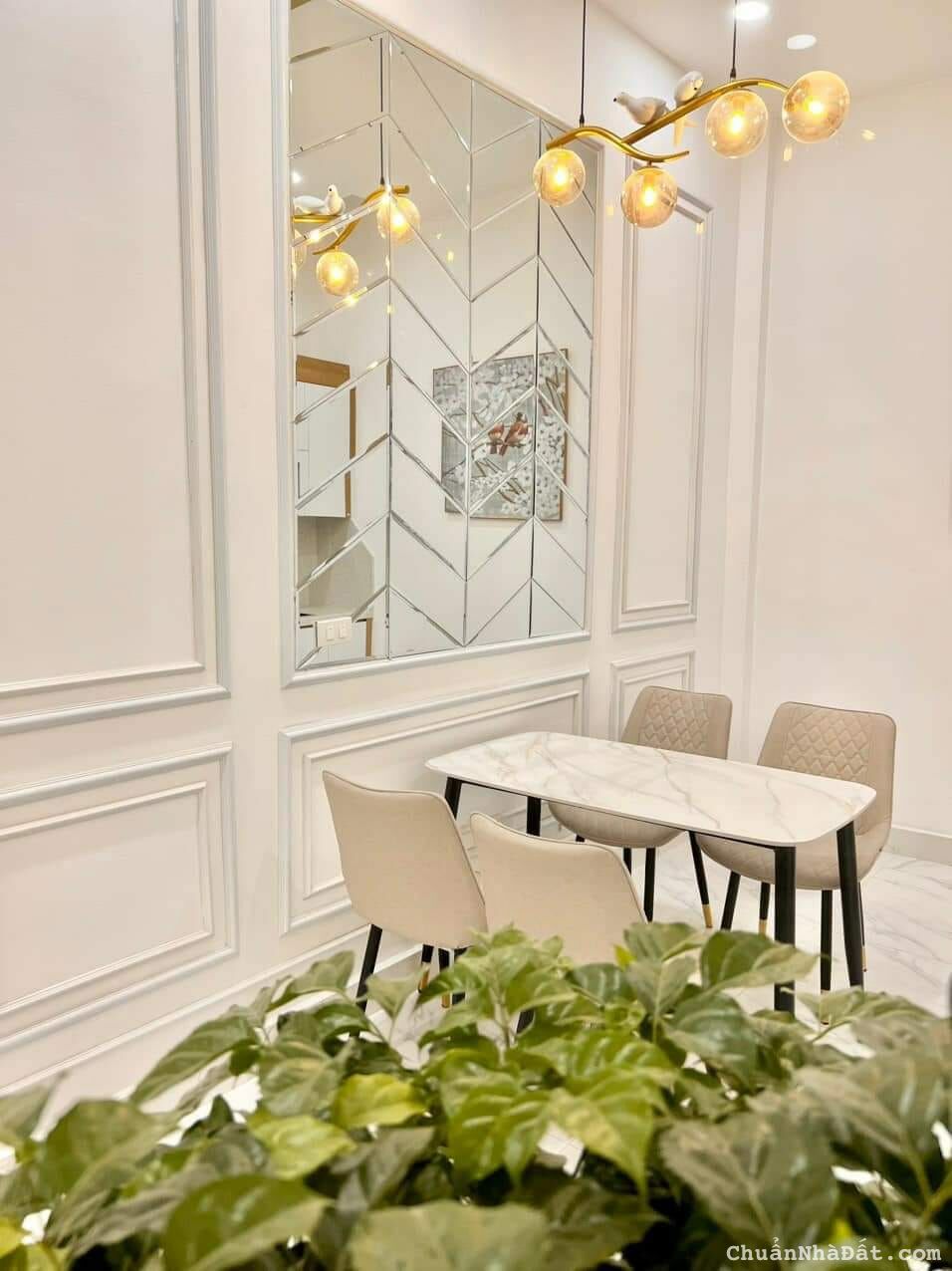 Bán nhà riêng ngõ 72 Tôn Thất Tùng, 40m2, 4 tầng, giá chỉ 5 Tỷ