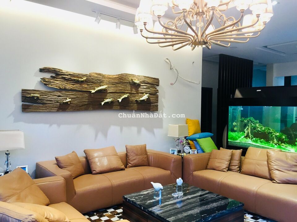 Bán biệt thự cao cấp khu Kiều Đàm Quận 7, DT: 14.4x24.5m, 3 lầu, CN: 338.5m2, giá: 65 tỷ