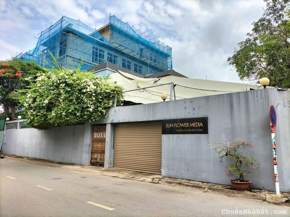 Bán nhà 159 đường 11 P Trường Thọ Q Thủ Đức, DT: 18.3x51.5m, CN: 752m2, giá: 49 tỷ TL