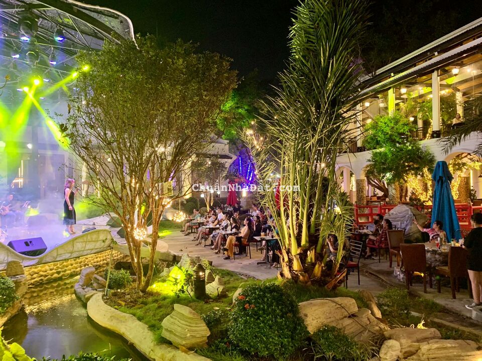 Bán nhà mặt tiền số 476 Dương Quảng Hàm Quận Gò Vấp DT: 50x100m, DTCN: 5523m, giá: 300 tỷ TL