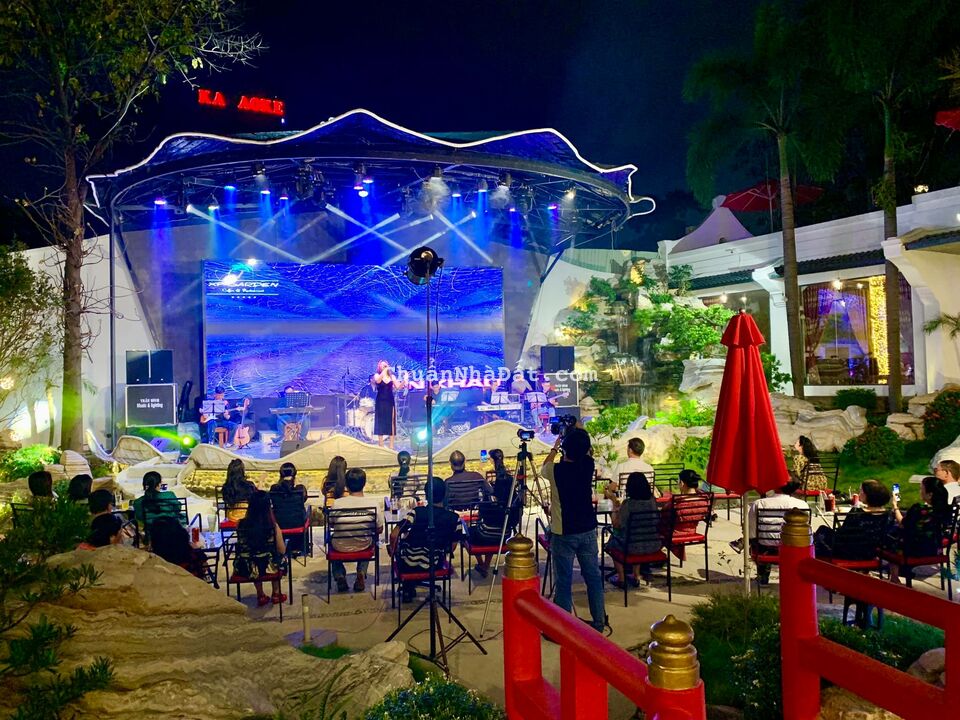 Bán nhà mặt tiền số 476 Dương Quảng Hàm Quận Gò Vấp DT: 50x100m, DTCN: 5523m, giá: 300 tỷ TL