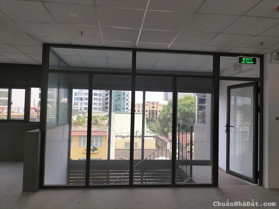 Bán tòa nhà mặt tiền Lê Đức Thọ Quận Gò Vấp, DT: 5,5x49m, KC: Hầm+7 lầu, DTS: 1357m2, giá: 48 tỷ TL
