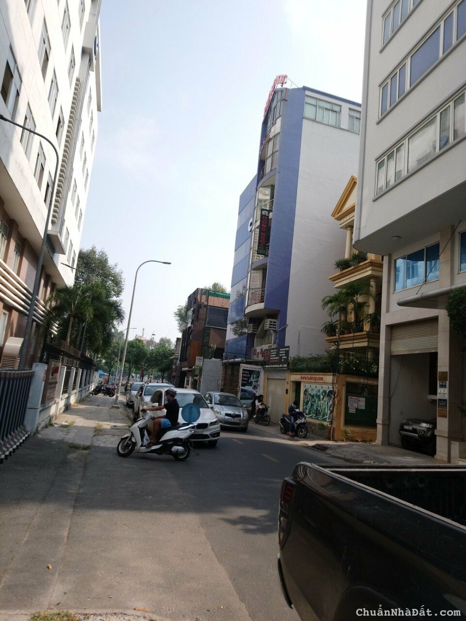 Building 2 MT 9-11 Nguyễn Văn Thủ Q. 1 DT: 8.5x19m KC: Hầm 9 tầng, giá 105 tỷ TL Building 2 MT 9-11 Nguyễn Văn Thủ Q. 1 DT: 8.5x19m KC: Hầm 9 tầng, giá 105 tỷ TL