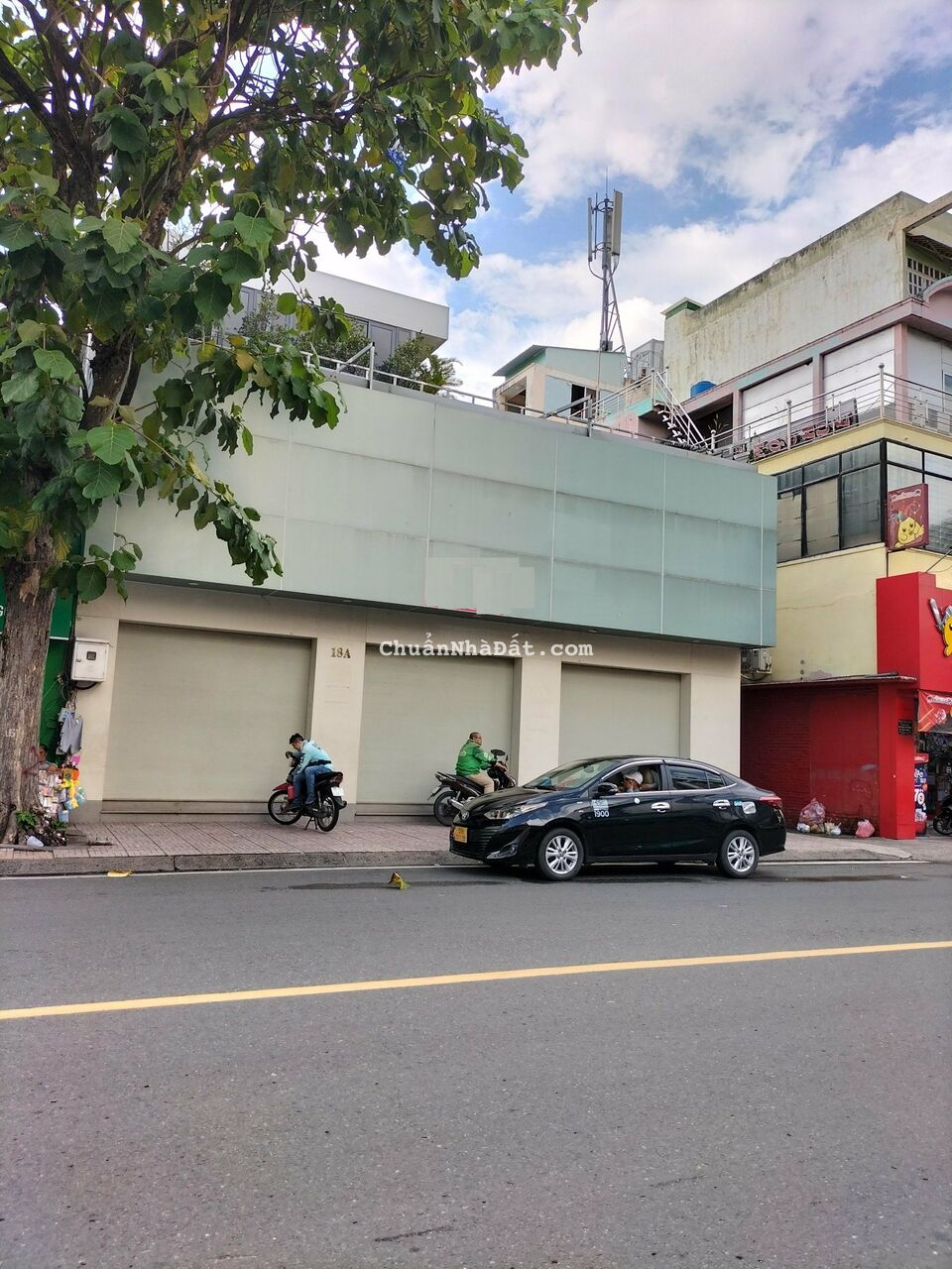 Cho thuê nhà 18A Kỳ Đông Quận 3, DT:13x30m, giá: 250tr thương lượng