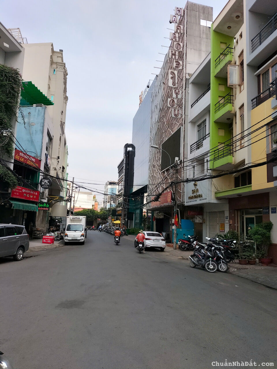 Cho thuê khách sạn 283 Cách Mạng Tháng Tám Quận 10, DT: 4x16m, 7 lầu + 15 phòng