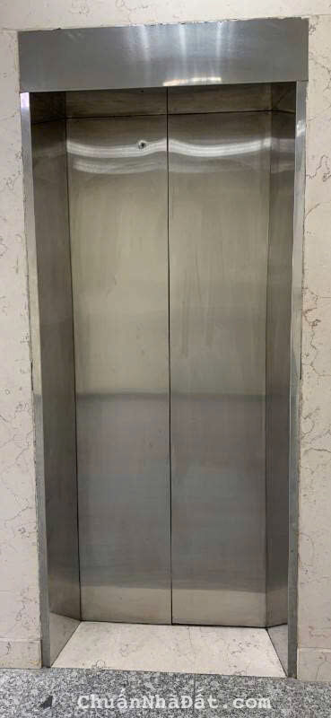 Cho thuê nhà mặt tiền 153 Hoa Lan Quận Phú Nhuận, DT: 8x18m, hầm + 5 lầu + thang máy, giá: 110tr