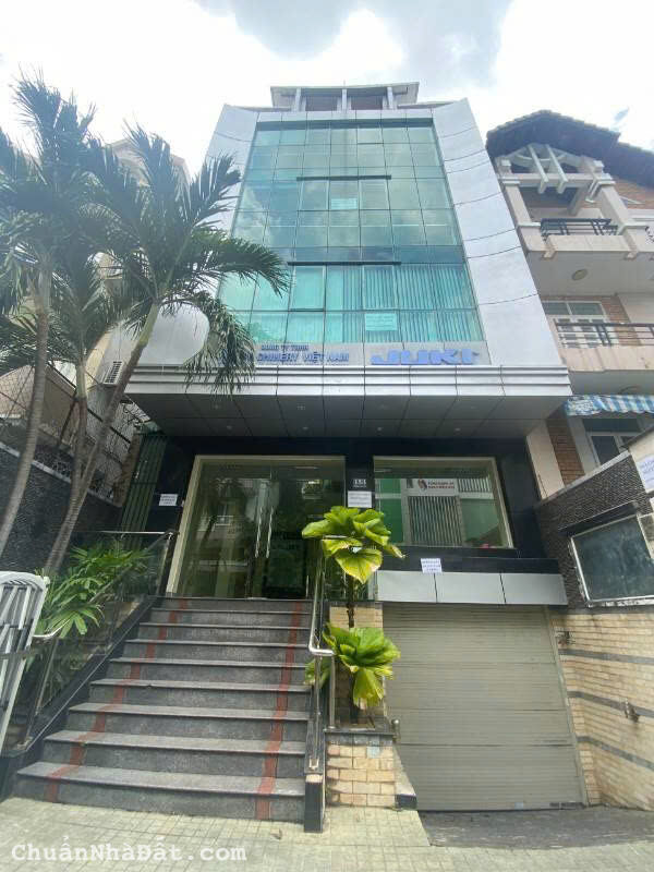 Cho thuê nhà mặt tiền 153 Hoa Lan Quận Phú Nhuận, DT: 8x18m, hầm + 5 lầu + thang máy, giá: 110tr