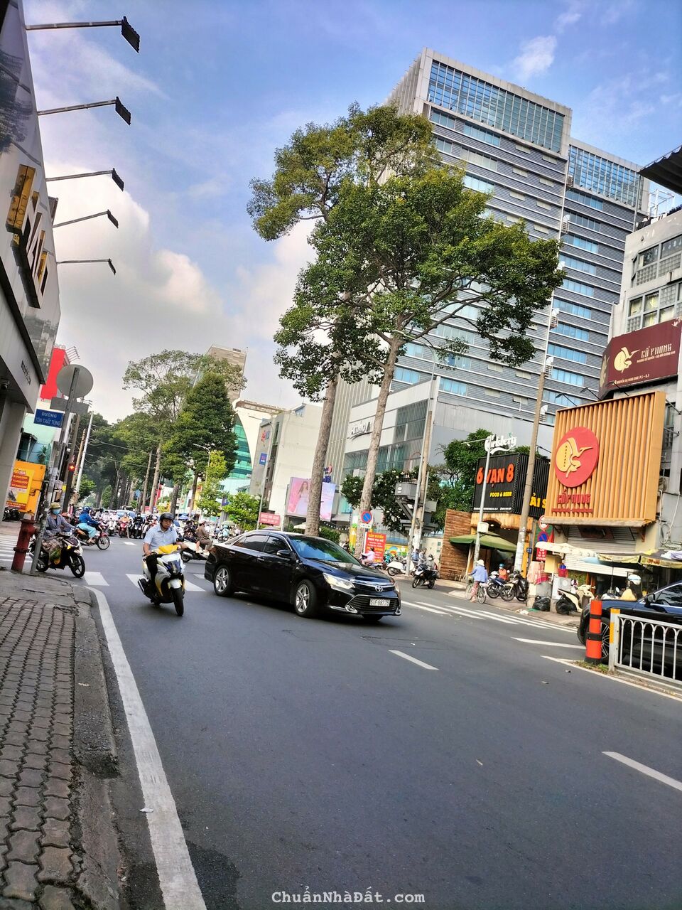 Cho thuê nhà mặt tiền số 406 Nguyễn Thị Minh Khai Quận 3, DT: 5x20m, 7 lầu, giá: 250tr Cho thuê nhà mặt tiền số 406 Nguyễn Thị Minh Khai Quận 3, DT: 5x20m, 7 lầu, giá: 250tr