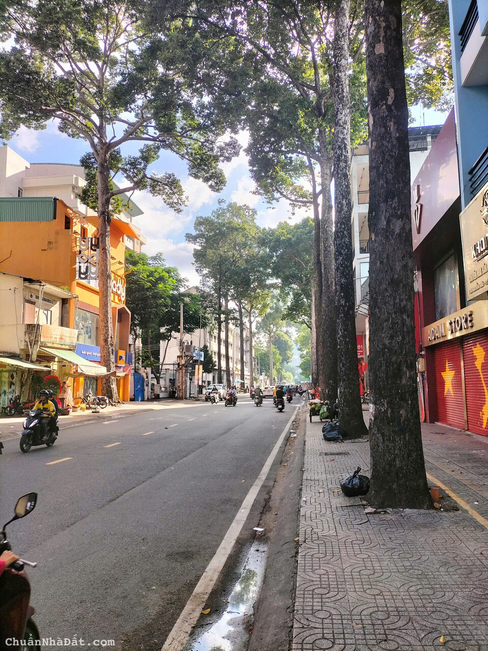 Cho thuê nhà mặt tiền 24 Nguyễn Trãi Quận 5, DT: 5x25m, nở hậu:15m,KC: 5 lầu, giá : 125tr/ tháng TL Cho thuê nhà mặt tiền 24 Nguyễn Trãi Quận 5, DT: 5x25m, nở hậu:15m,KC: 5 lầu, giá : 125tr/ tháng TL