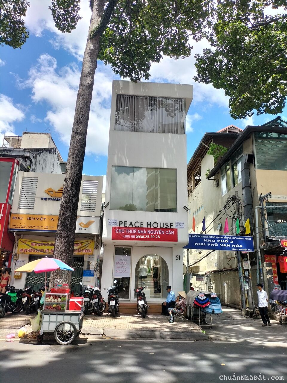 cho thue enhaf 2 mặt tiền 51 Nguyễn Trãi Quận 5, DT: 4x18m, 3 lầu, giá: 80tr thương lượng