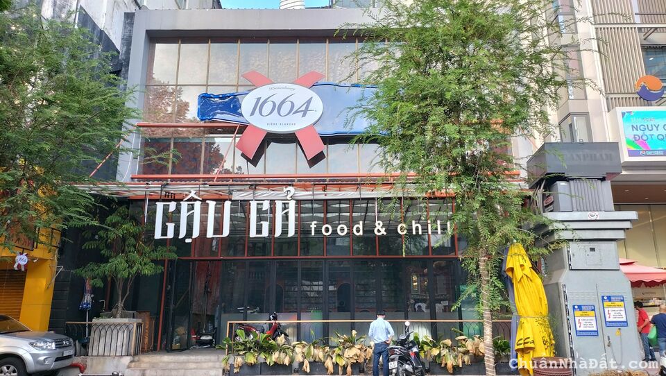 Cho thuê nhà 301 Nguyễn Văn Trỗi Q Tân Bình,DT: 12.5x15m, 3 lầu, giá: 200tr/ tháng