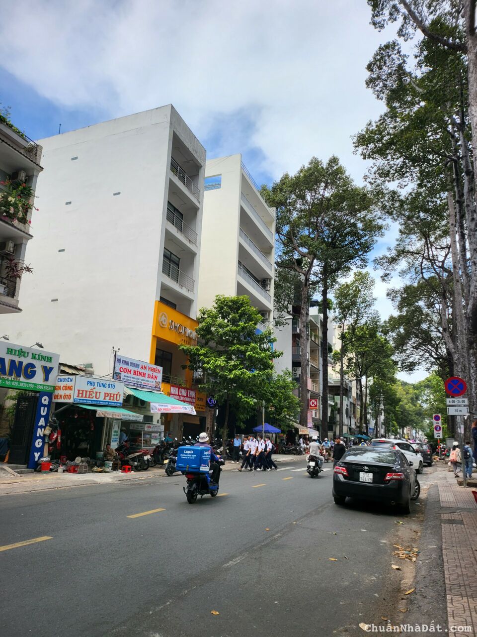 Cho thuê nhà 255-255A Trần Bình Trọng Quận 5, DT: 7.8x20m, 6 lầu + TM, giá: 160tr TL