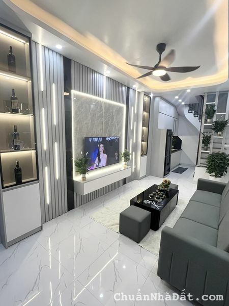 BÁN NHÀ XÃ ĐÀN 32m2, 4T, Gần Phố, Ô Tô Giá Chỉ Nhỉnh 5 Tỷ