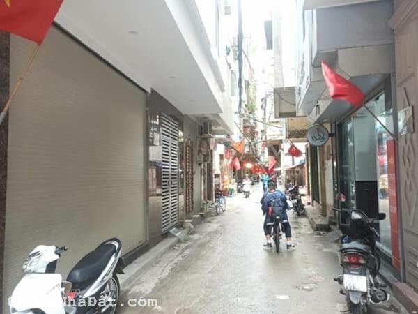 Bán nhà riêng ngõ 522 Trường Chinh 30m2, 5T, MT 4m, Ô Tô Giá Chỉ 5,5 Tỷ