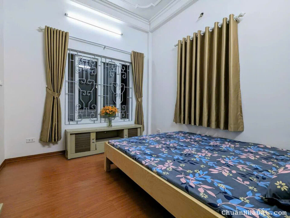 Bán nhà riêng ngõ 522 Trường Chinh 30m2, 5T, MT 4m, Ô Tô Giá Chỉ 5,5 Tỷ