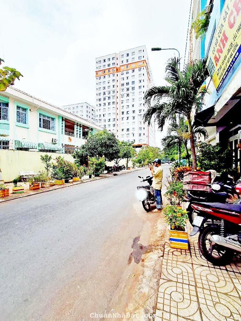 Mặt tiền đẹp mới kinh doanh Bông Sao 4.5x16 4 tầng chủ xây ở chỉ 14 tỷ