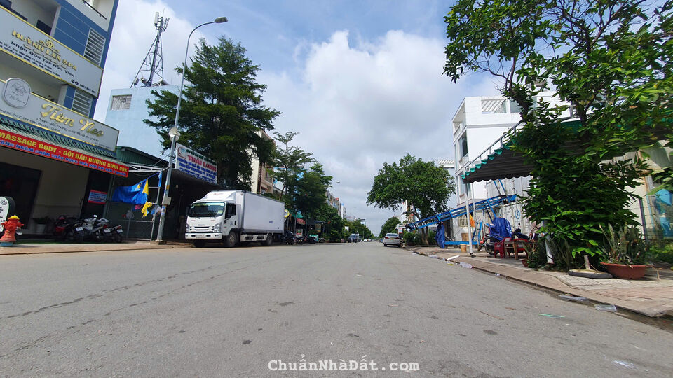 Mặt tiền kinh doanh đường số 2 Chợ Bình Điền 5x16 sổ riêng 5 tầng chỉ 11 tỷ Mặt tiền kinh doanh đường số 2 Chợ Bình Điền 5x16 sổ riêng 5 tầng chỉ 11 tỷ