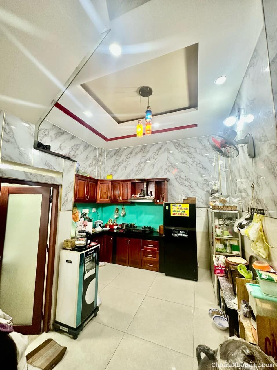 Nhà hẻm 57/19 Lô Tư p. Bình Hưng Hòa A 4×12 4 tầng 4 phòng Nhà hẻm 57/19 Lô Tư p. Bình Hưng Hòa A 4×12 4 tầng 4 phòng