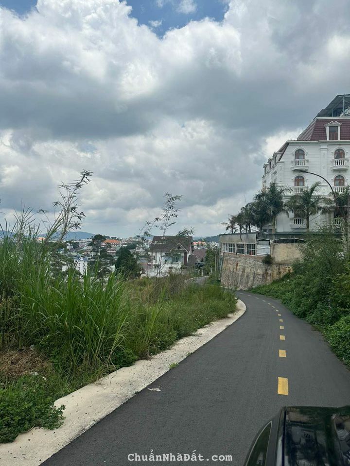 Đất Rộng 652m2 Khu Biệt Thự Sang Trọng  Đồi Huy Hoàng P8, Đà Lạt – Ngọc Anh 