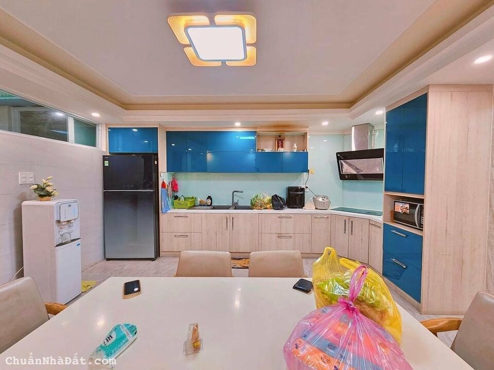 34m2 nhà hẻm Bạch Đằng, P15, Bình Thạnh đang cho thuê 14tr/th gần ĐH Hồng Bàng, sổ sẵn