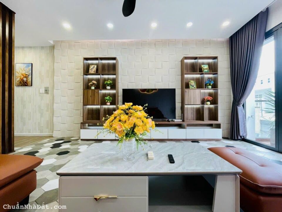 Nhà xinh 52m2 ngay Hương lộ 2, Bình Trị Đông A xây 2 lầu chỉ hơn 2 tỷ, sổ sẵn