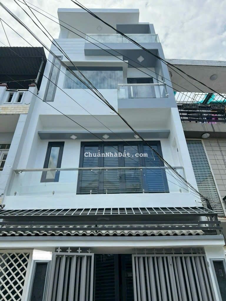 Mới sơn sửa cần sang nhà 40m2 Nam Kỳ Khởi Nghĩa, Q3 chỉ với 3 tỷ 130, ngay sau tòa Grand Central