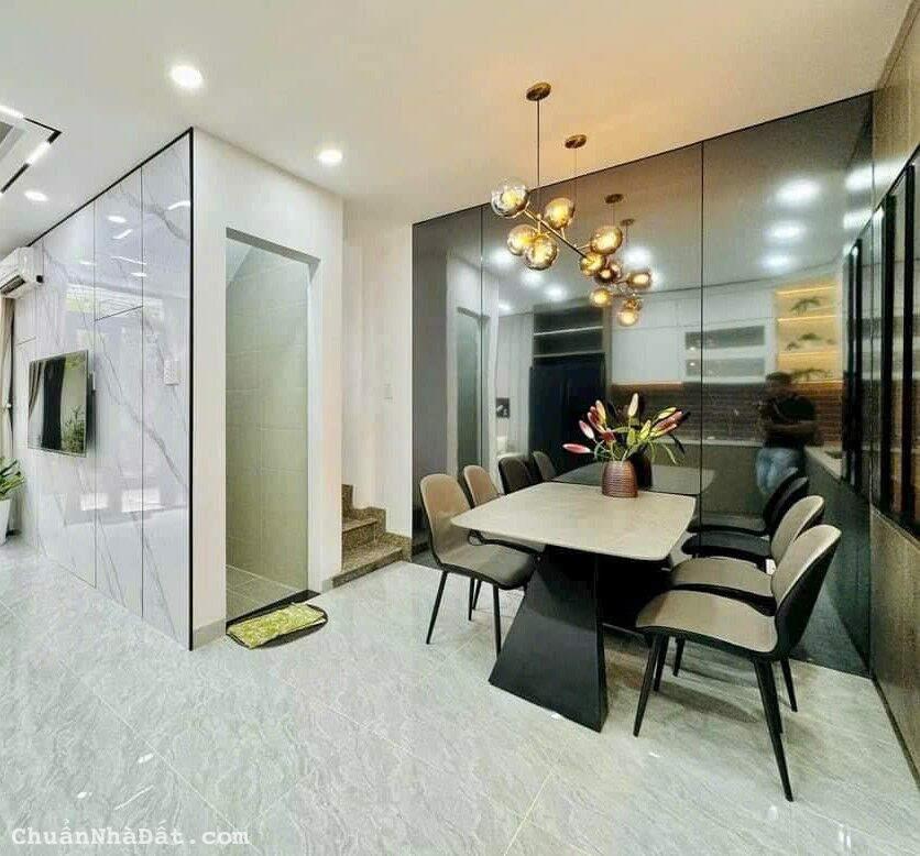 Mua nhanh bán nhanh nhà 30m2 ngay Trương Quốc Dung, P10, Phú Nhuận chỉ 2.3 tỷ hẻm 7m khu vực vip