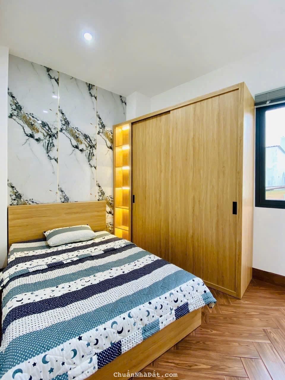 2,7 tỷ giảm còn 2,4 tỷ! Nhà 57m2 Trần Não, P. Bình An, Q2 xây 2 tầng, gần KTX Giao thông vận tải