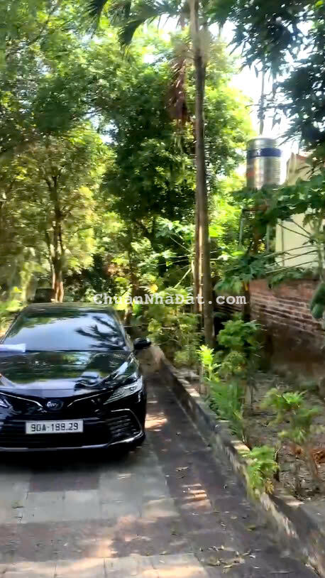 Chủ gửi bán đất mặt tiền rộng 18m giá chỉ 37.5 tỷ tại Thuỷ Xuân Tiên, Chương Mỹ