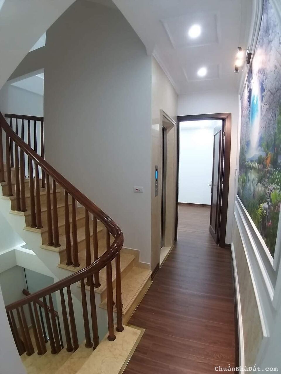 🏠 NHÀ TRẦN QUỐC HOÀN, CẦU GIẤY 60m, THANG MÁY NHẬP, GIÁ NHỈNH 17 TỶ**