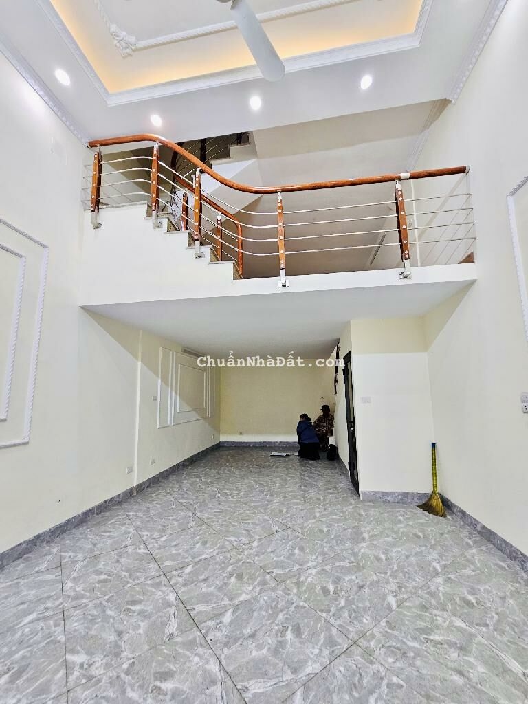 NHÀ MẶT TIỀN NGÕ THÔNG🔥PHÙ HỢP KINH DOANH🔥P. QUỲNH LÔI, HAI BÀ TRƯNG 🔥 