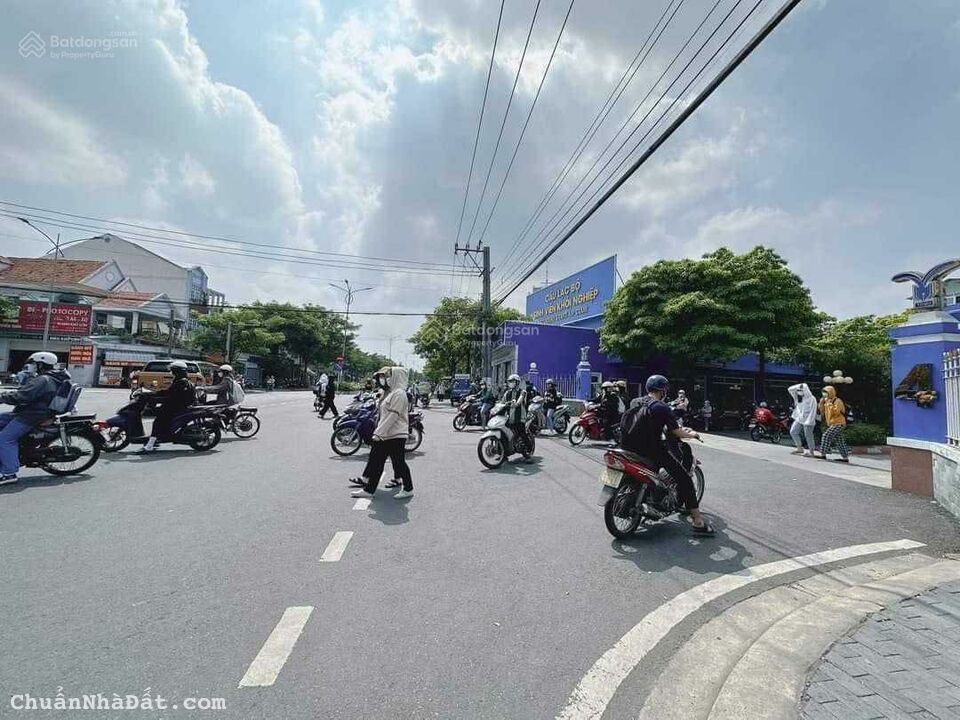 tôi cần bán 150m2 full thổ cư đường nhựa 16m tôi cần bán 150m2 full thổ cư đường nhựa 16m