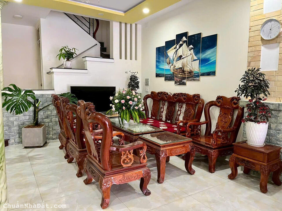 CHO THUÊ HOMESTAY & CAFE ĐƯỜNG MẶT TIỀN PHƯỜNG 6 ĐÀ LẠT, 6PN, 25TR, LH 0888-113-882 