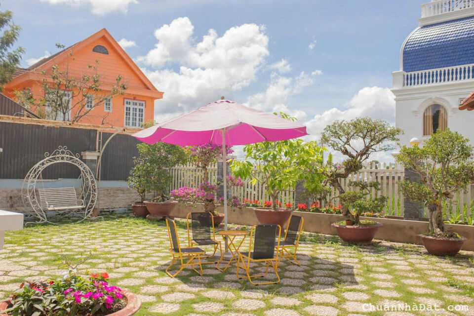 CHO THUÊ NGUYÊN CĂN VILLA 600M2 ĐƯỜNG MAI ANH ĐÀO PHƯỜNG 8 ĐÀ LẠT, 5PN, 25TR, LH 0888-113-882