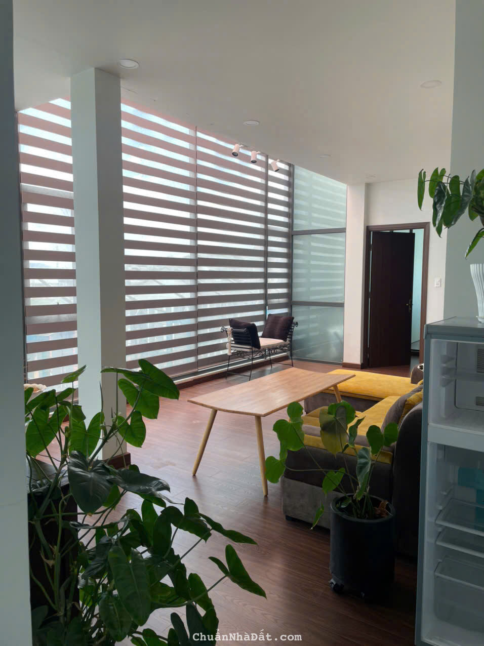 CHO THUÊ CĂN HỘ SÀN GỖ ĐƯỜNG Ô TÔ NGUYỄN SIÊU P7 ĐÀ LẠT, 4PN FULL NỘI THẤT 10TR, LH 0888-113-882