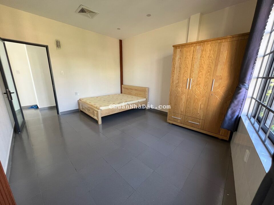 CHO THUÊ CĂN HỘ TRUNG TÂM ĐÀ LẠT, GẦN CHỢ CHI LĂNG, ĐƯỜNG Ô TÔ CHI LĂNG, 2PN 5TR, LH 0888-113-882