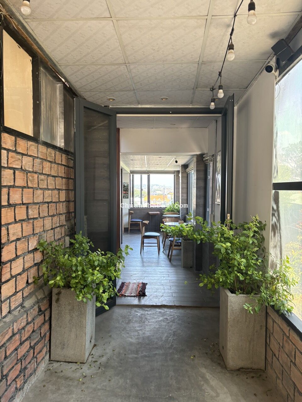 CHO THUÊ MẶT BẰNG RỬA XE VÀ CAFE 400M2 TRẦN HƯNG ĐẠO 55TR 0988.558.331